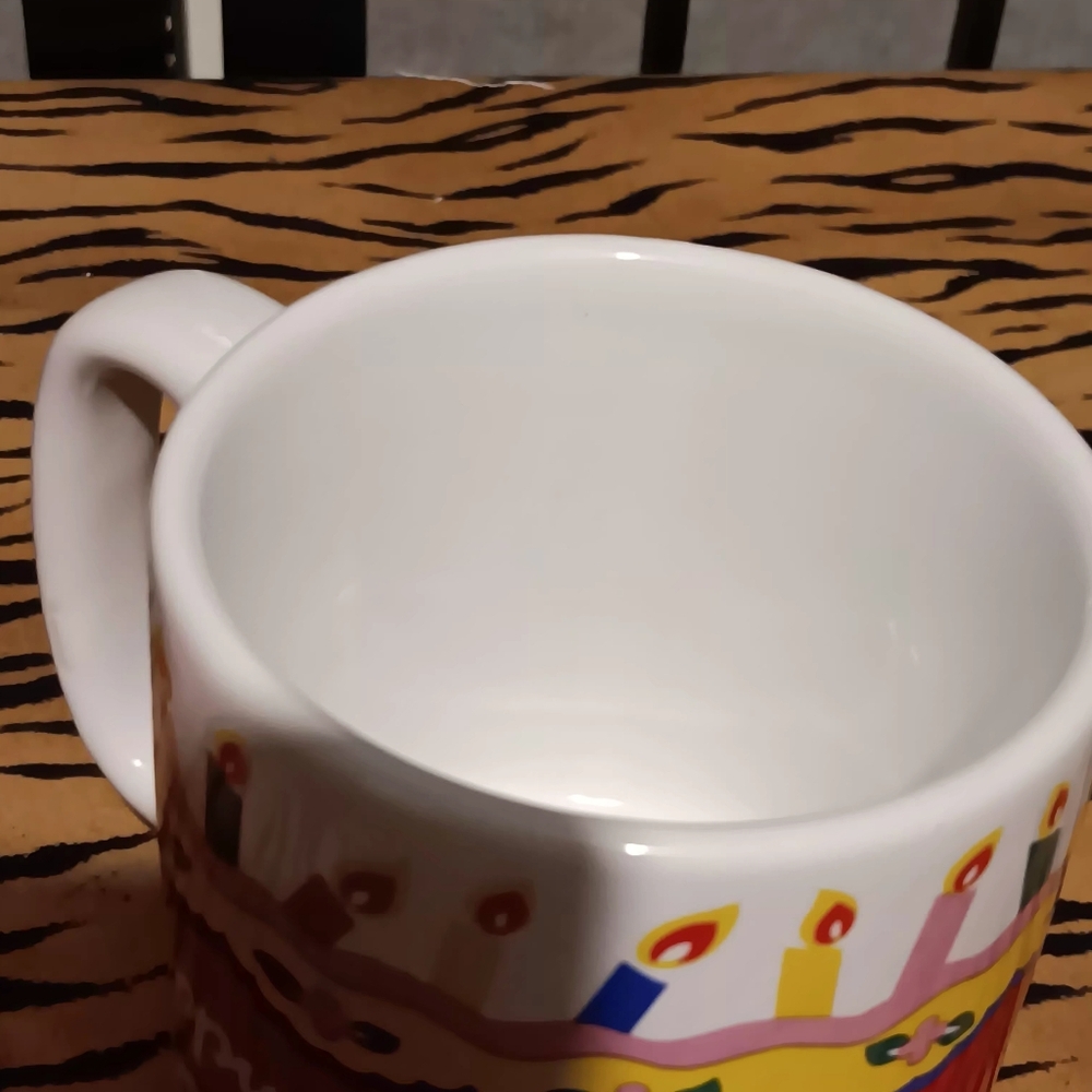 Birthday Musical Mug - Red - Picture 6 of 7